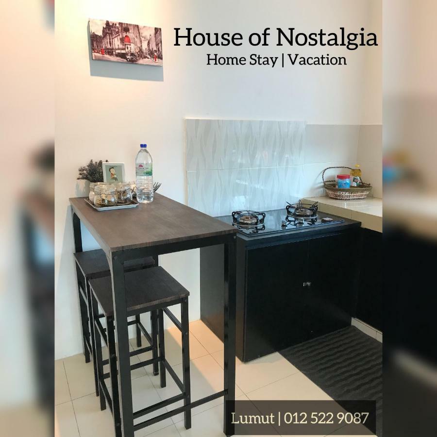 House Of Nostalgia Apartment Lumut Bagian luar foto